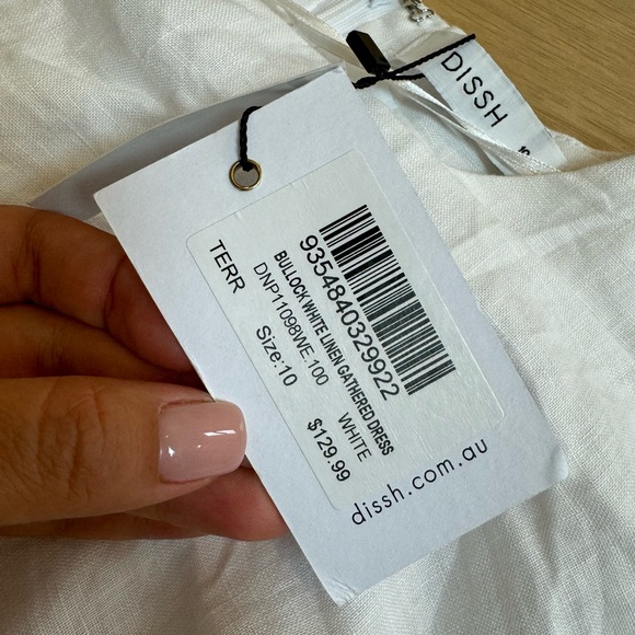 DISSH linen Bullock gathered dress - Picture 5 of 5